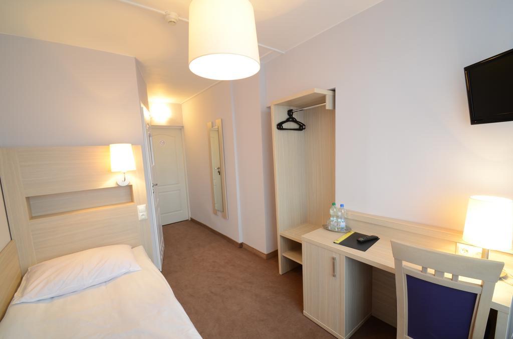 Hotel PZMot Lublin Zimmer foto
