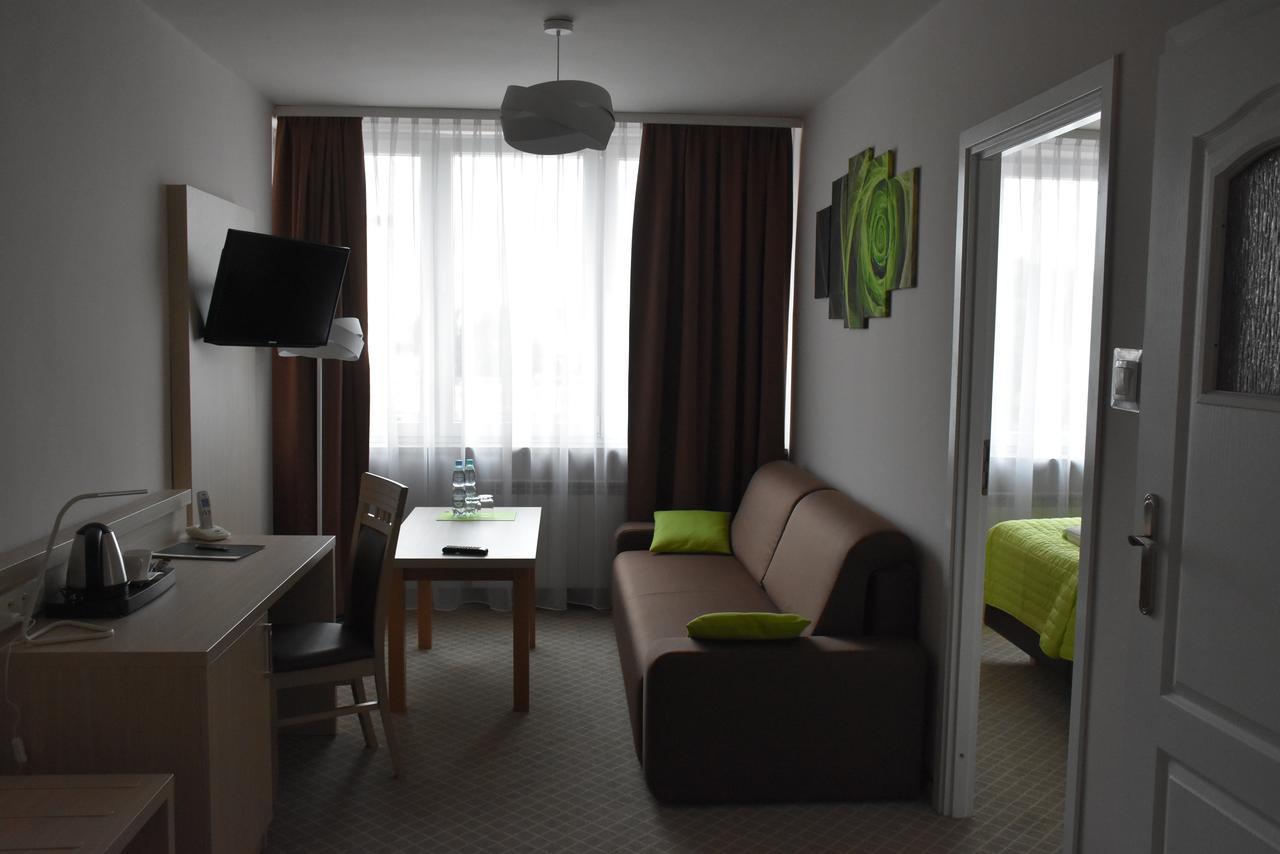 Hotel PZMot Lublin Exterior foto
