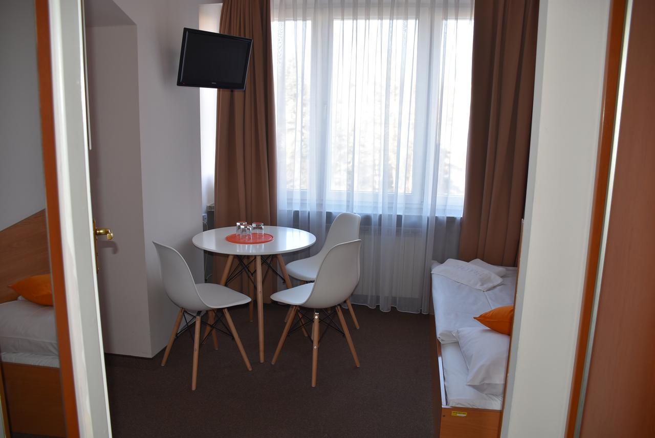 Hotel PZMot Lublin Exterior foto